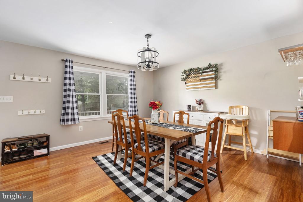 12909 GRENADE LANE