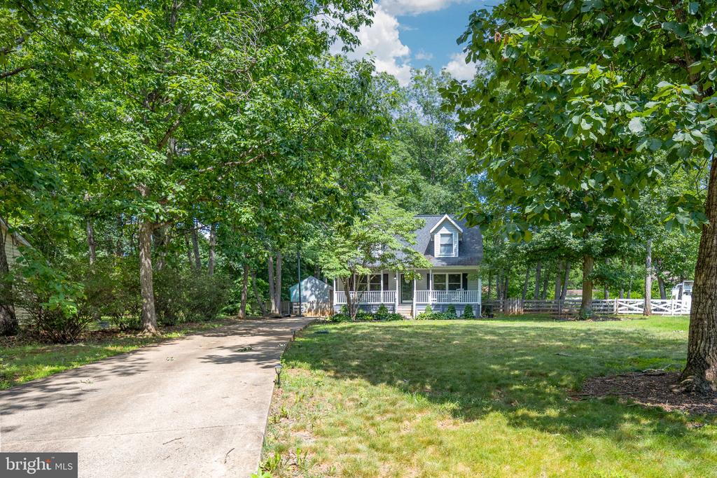 12909 GRENADE LANE