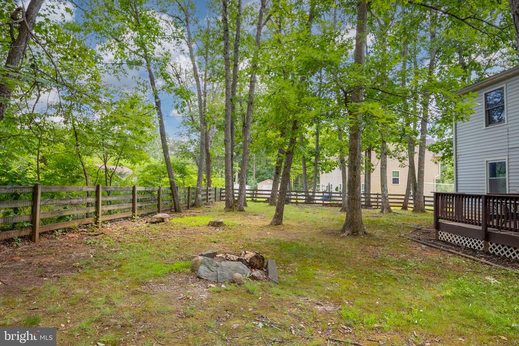 12909 GRENADE LANE