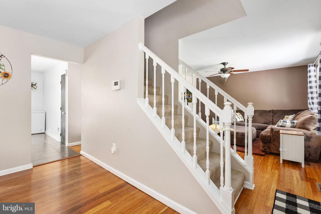 12909 GRENADE LANE