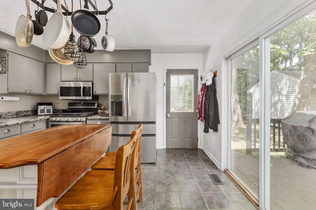12909 GRENADE LANE