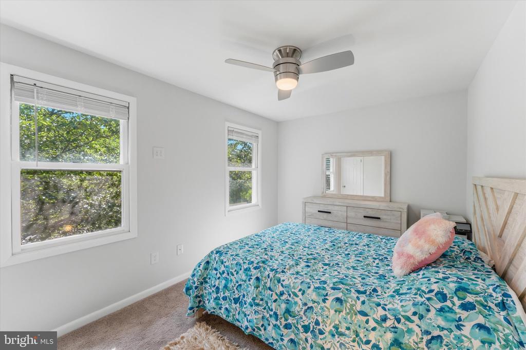 5116 PECAN DRIVE
