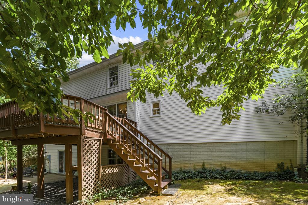 4305 WICKHAM COURT