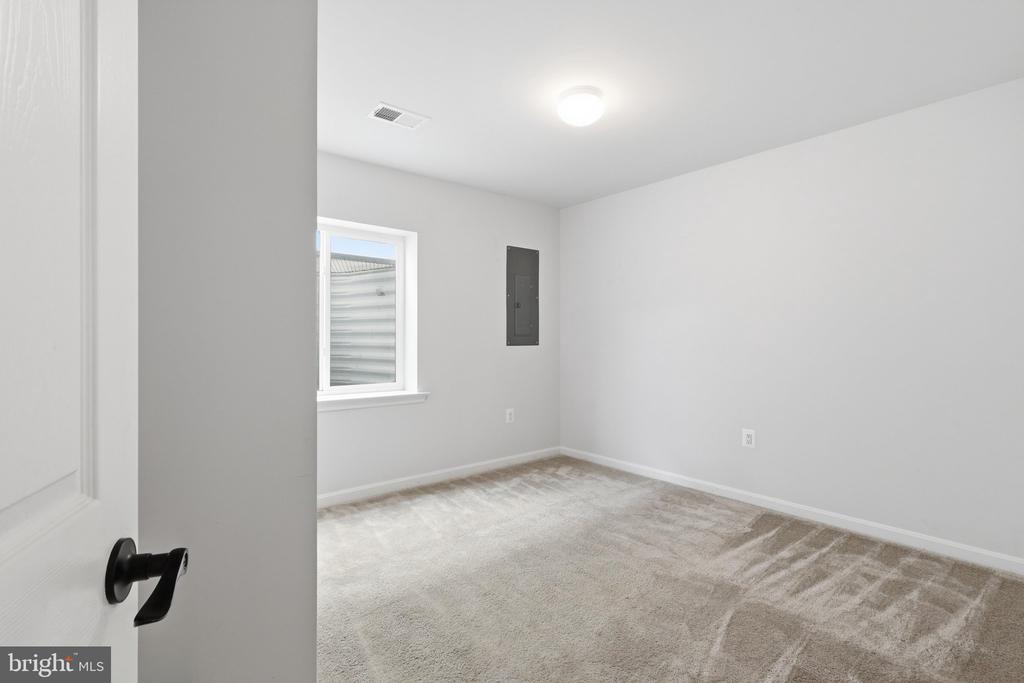 10302 SPOTSWOOD DRIVE