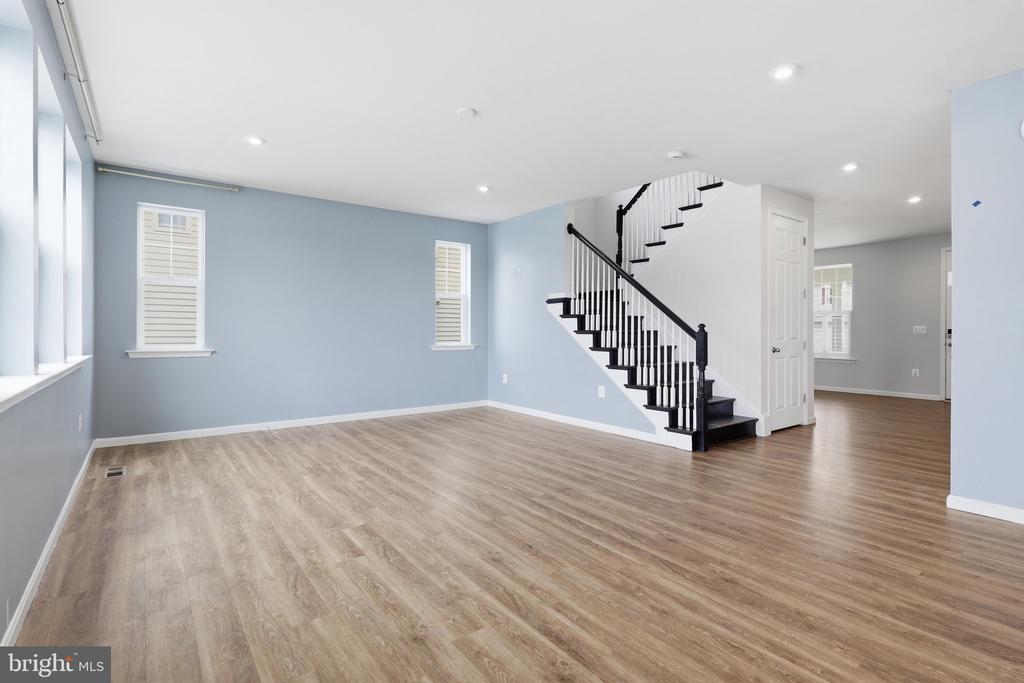 10302 SPOTSWOOD DRIVE