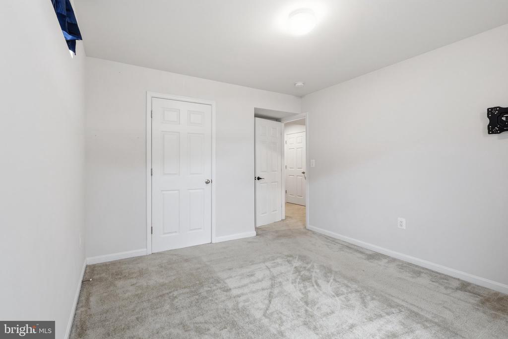 10302 SPOTSWOOD DRIVE