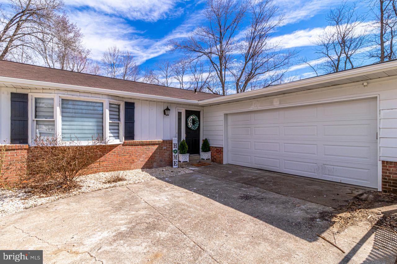 2010 DEWEY DRIVE