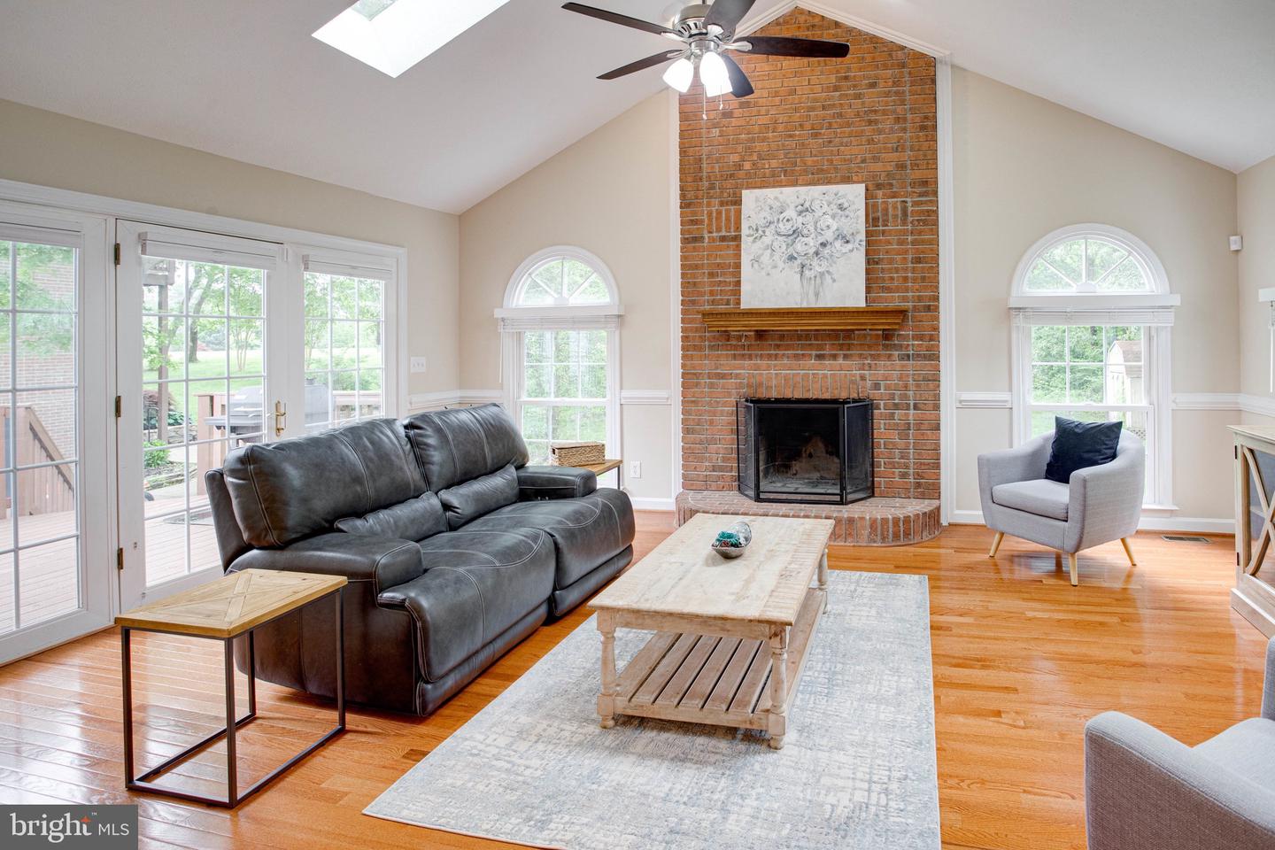 208 MAST COVE