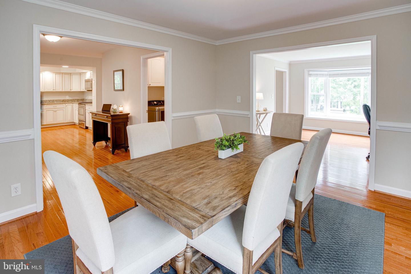 208 MAST COVE