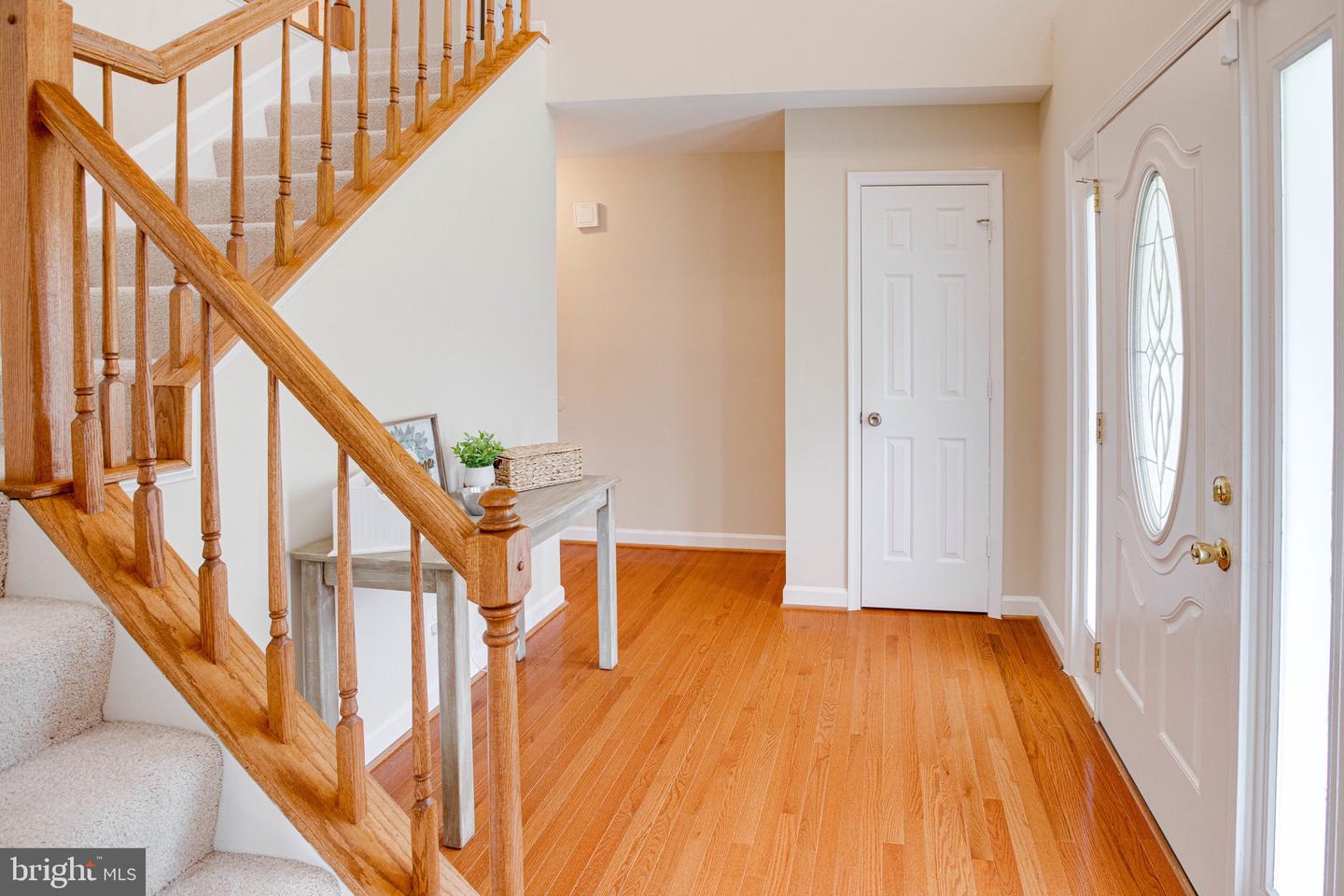 208 MAST COVE