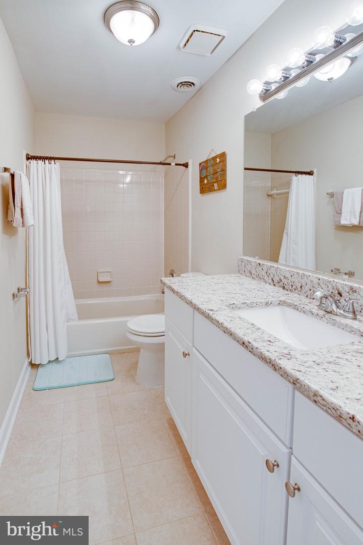 208 MAST COVE