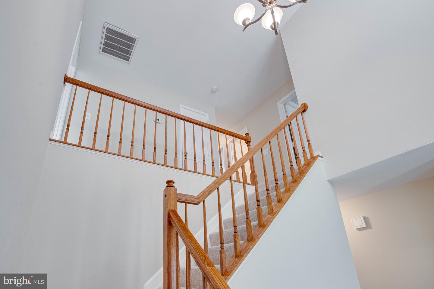 208 MAST COVE