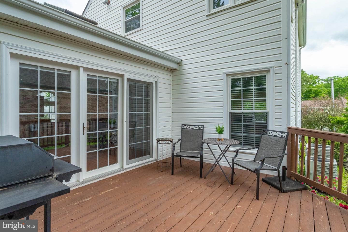 208 MAST COVE