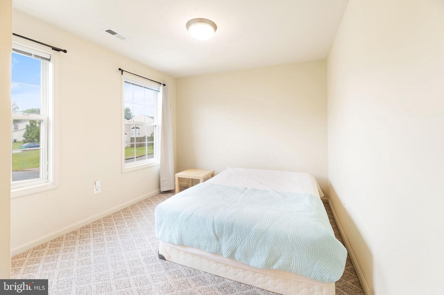 25 SAINT DAVIDS COURT