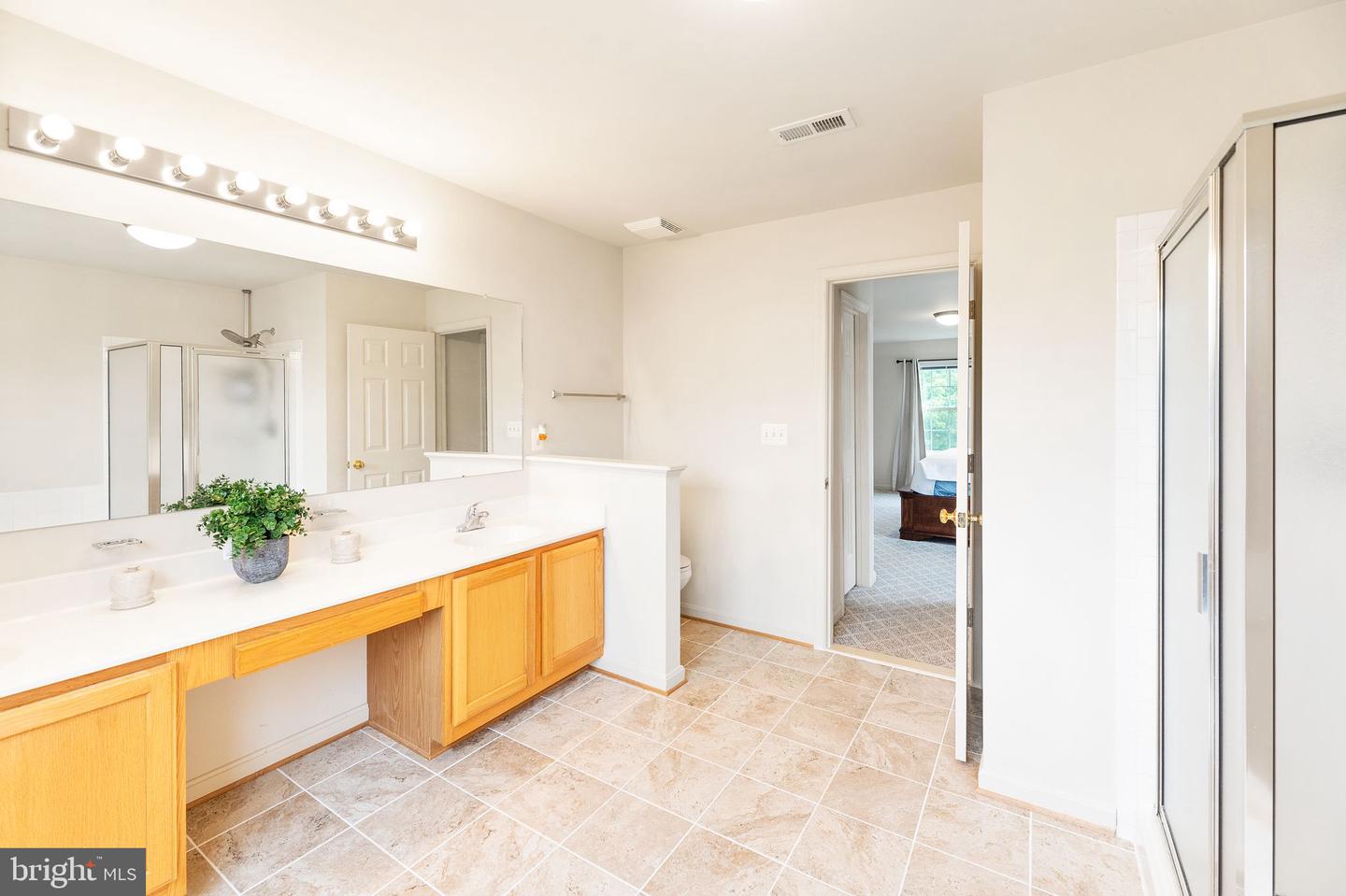 25 SAINT DAVIDS COURT