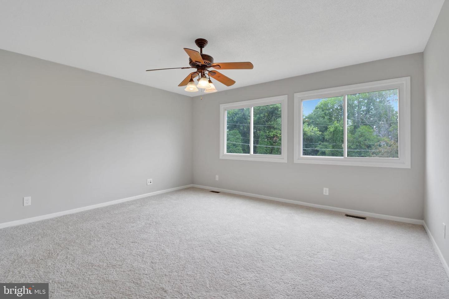 1018 POTOMAC DRIVE