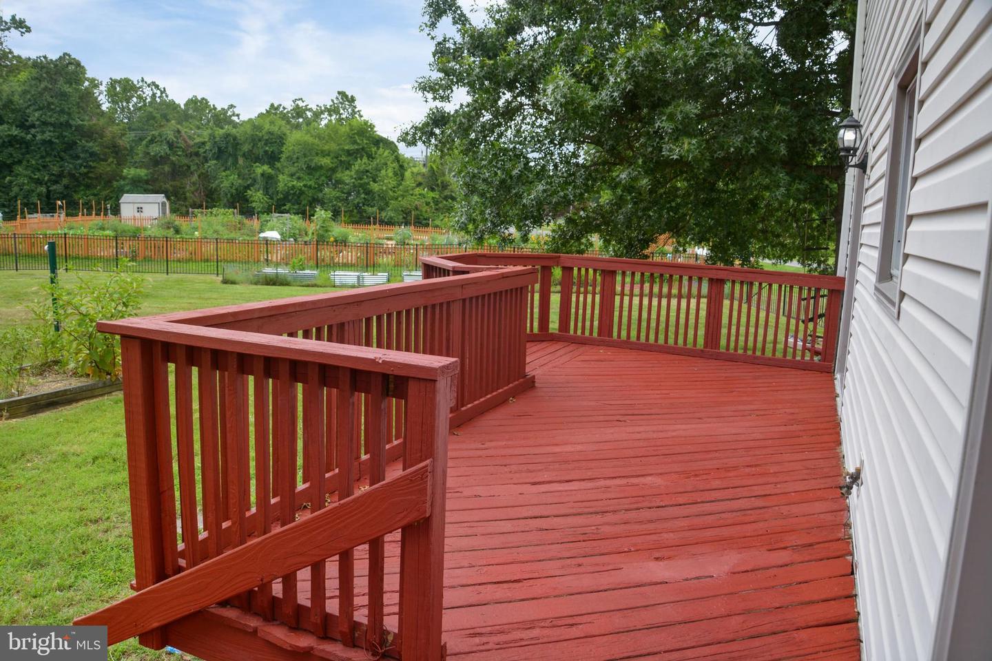 1018 POTOMAC DRIVE