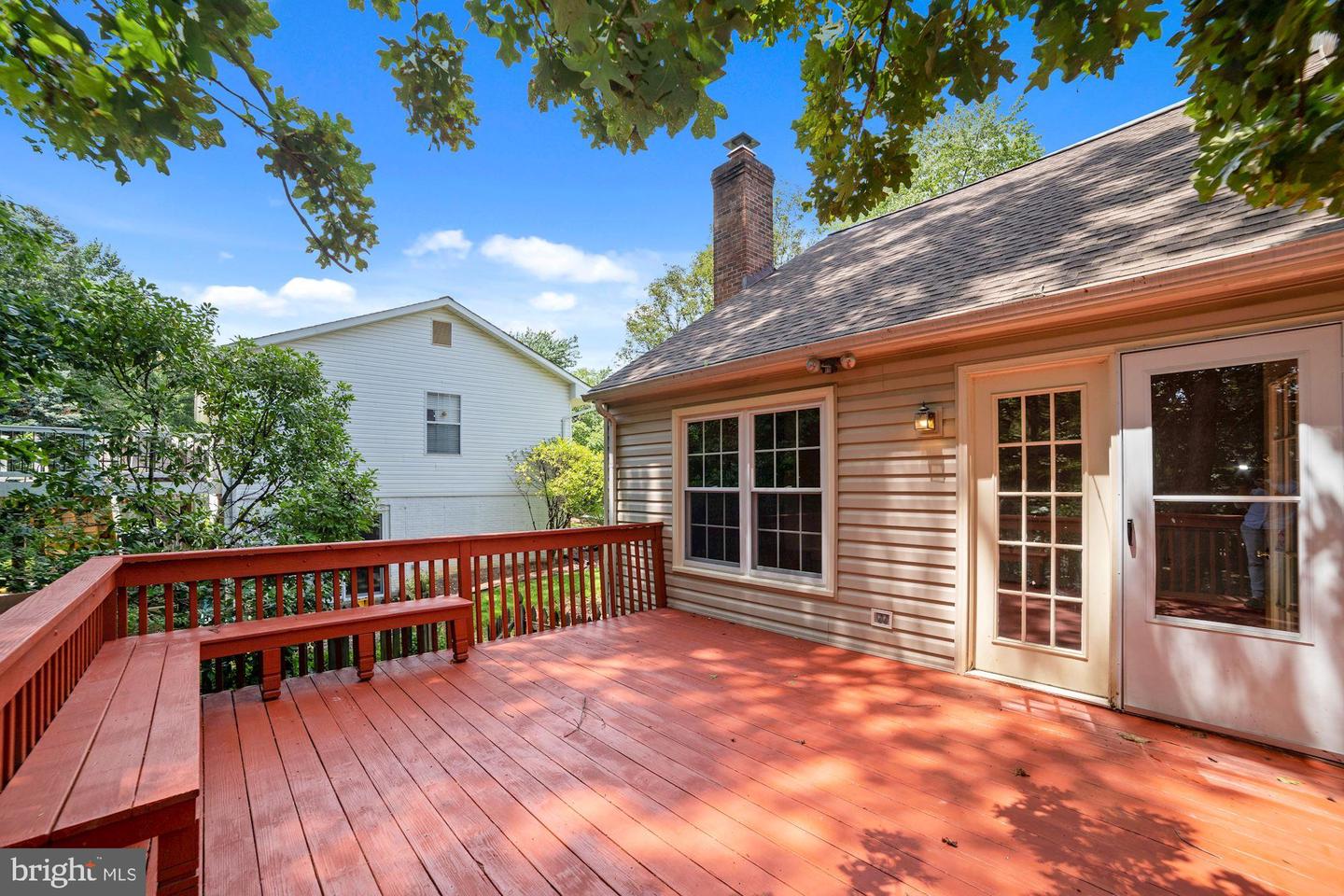 31 LARKWOOD COURT
