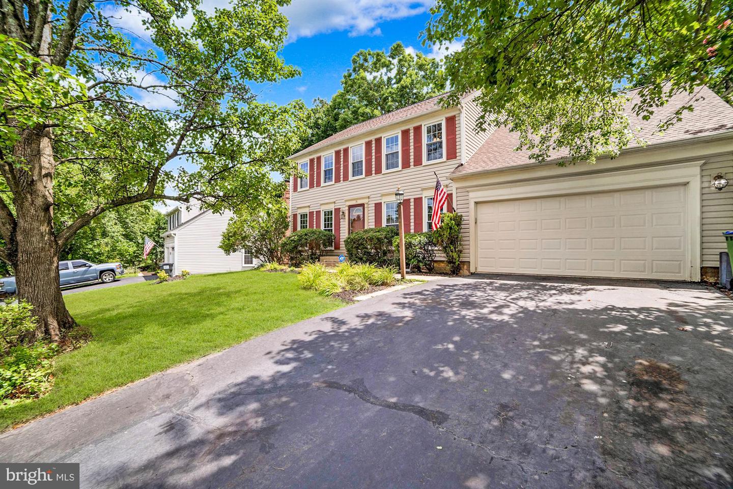 31 LARKWOOD COURT