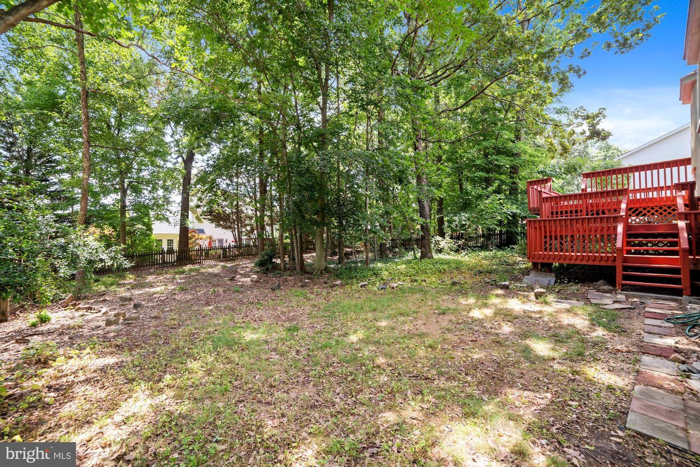 31 LARKWOOD COURT