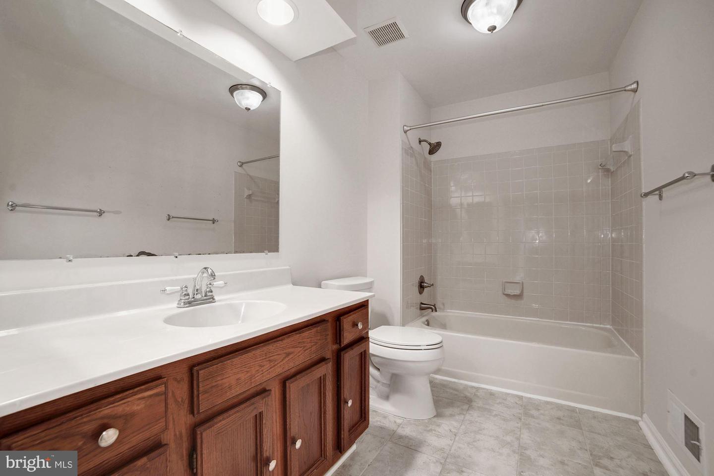 31 LARKWOOD COURT