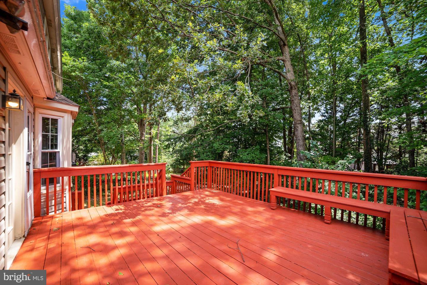 31 LARKWOOD COURT