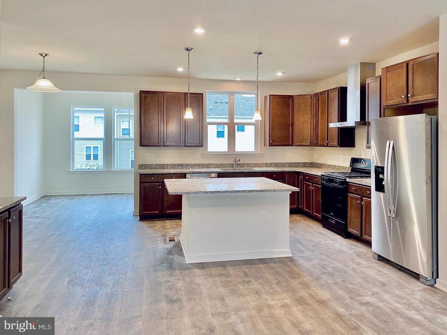 608 CHERRYVIEW DRIVE