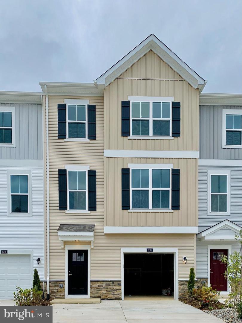 608 CHERRYVIEW DRIVE