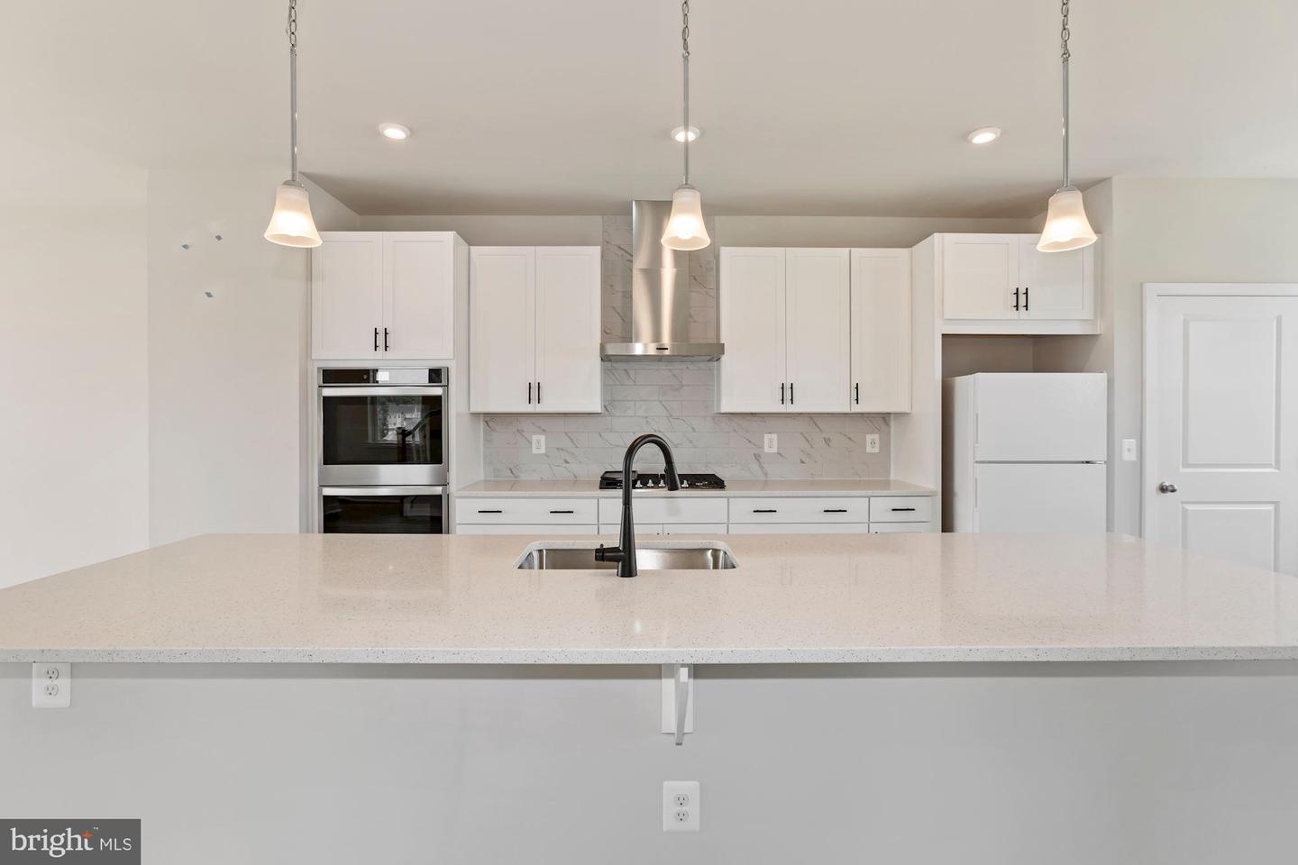 321 RED CURRANT WAY