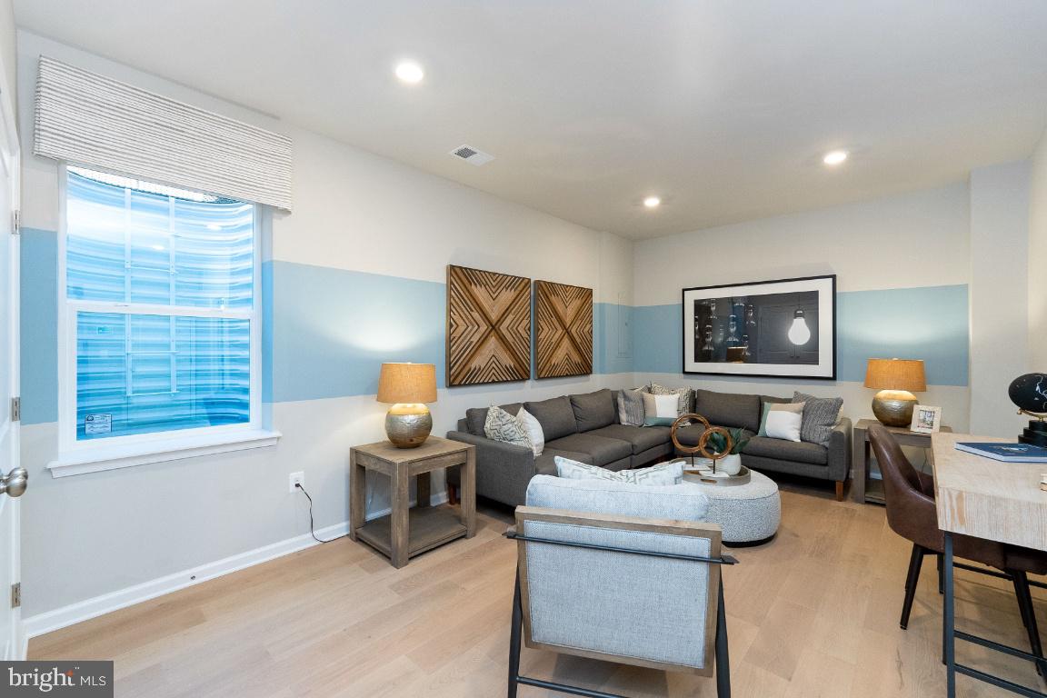 1213 CREEK BANK DRIVE