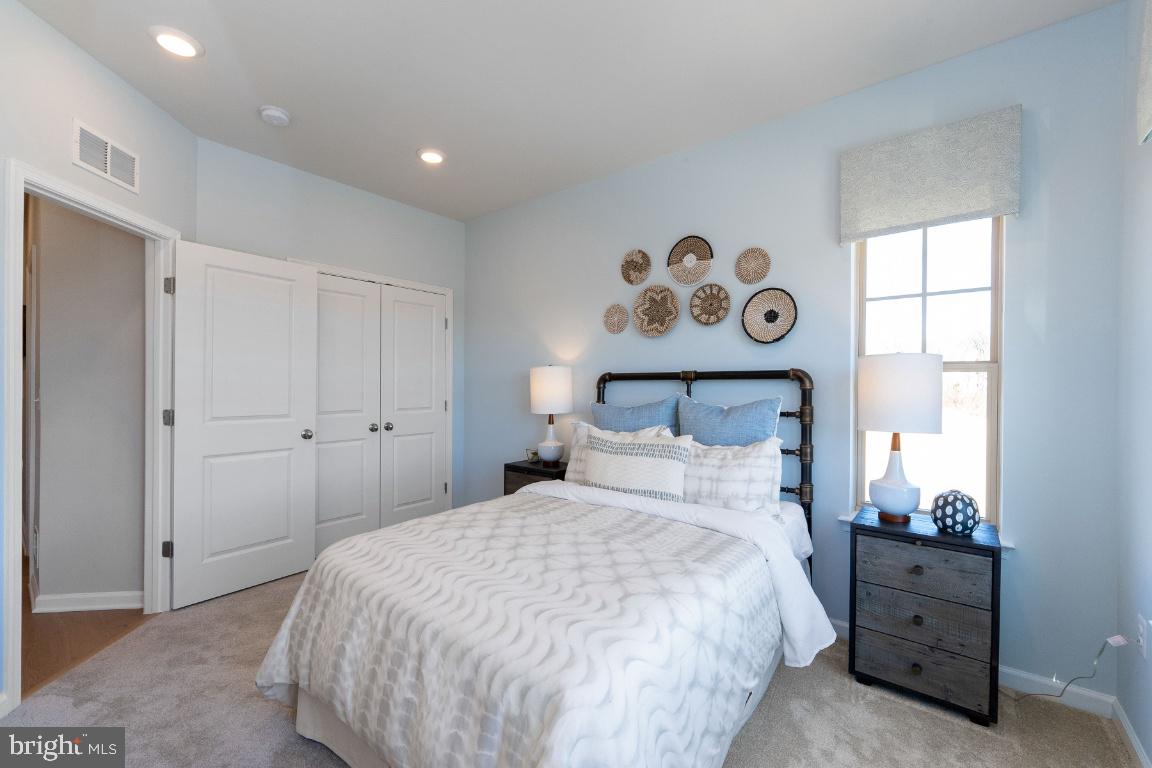 1213 CREEK BANK DRIVE