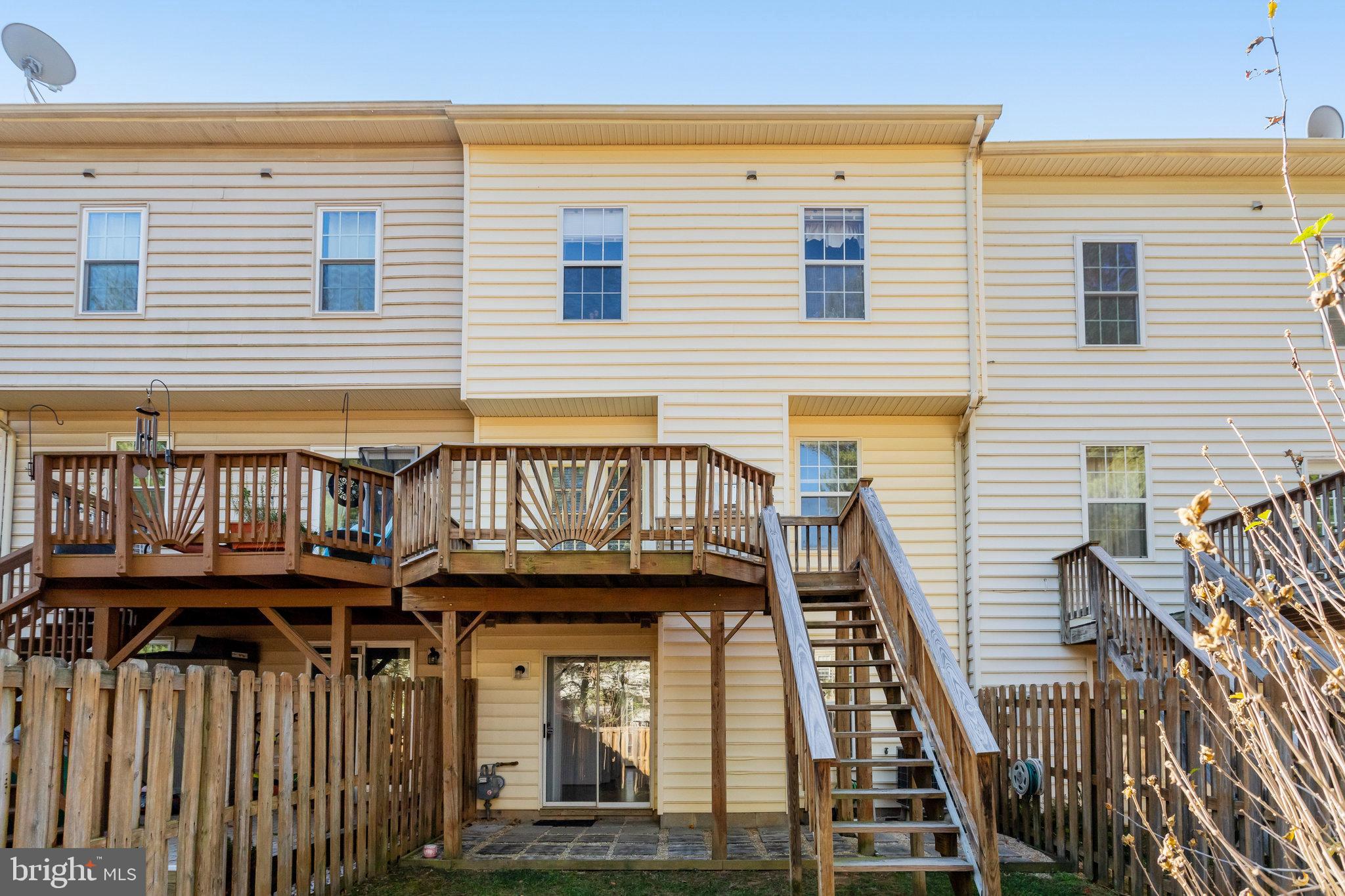 403 W Park DRIVE