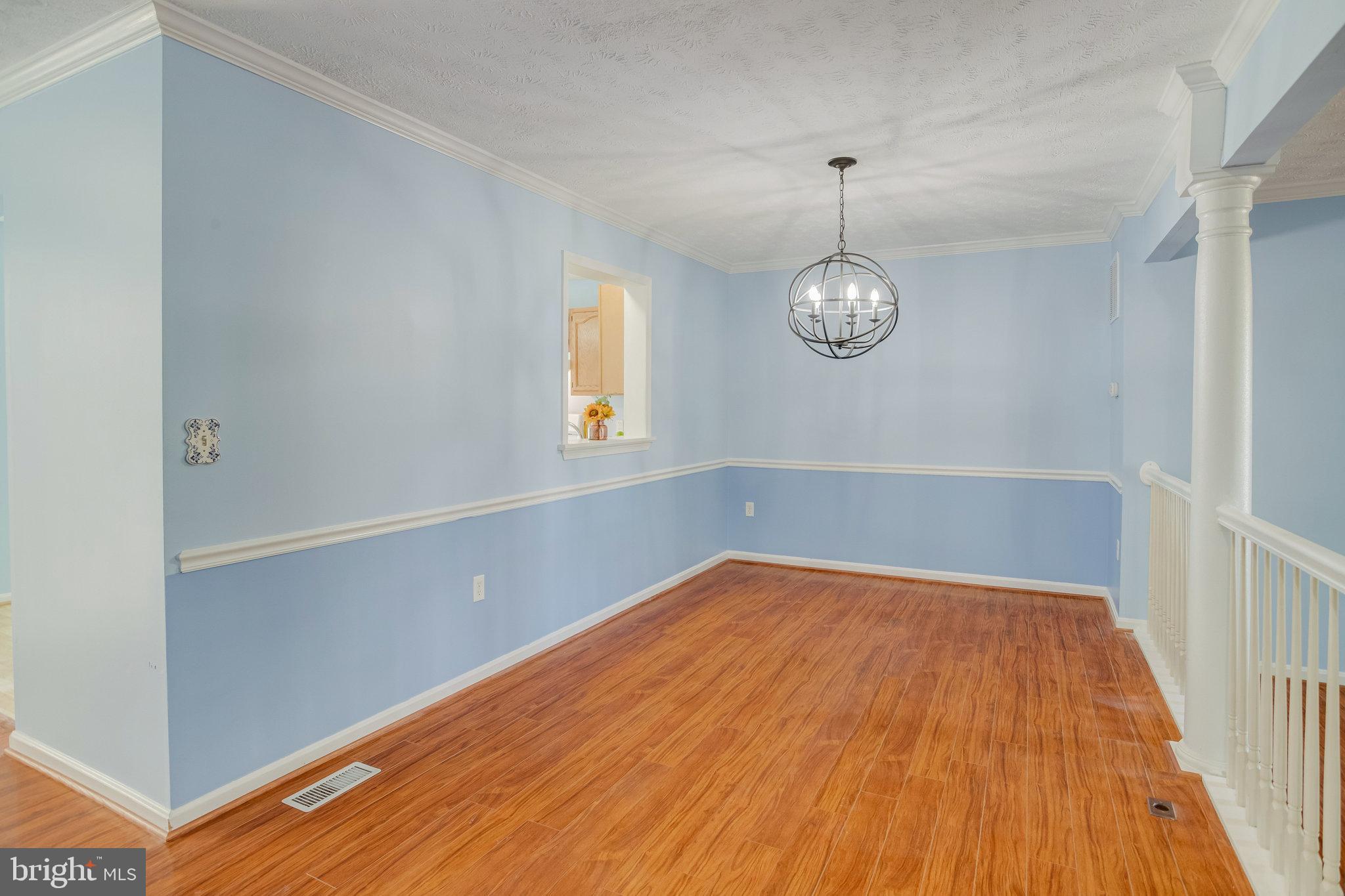 403 W Park DRIVE