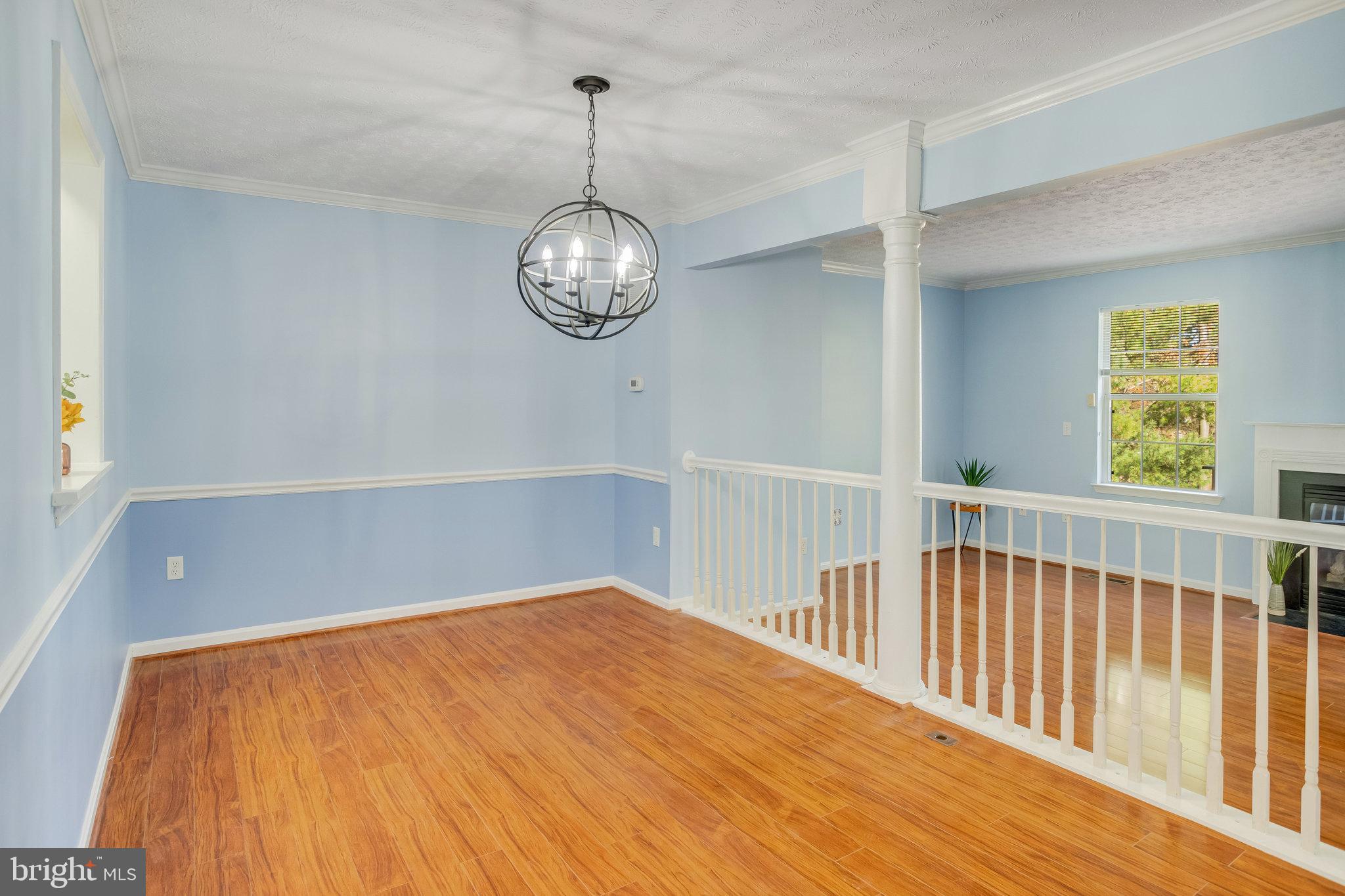 403 W Park DRIVE