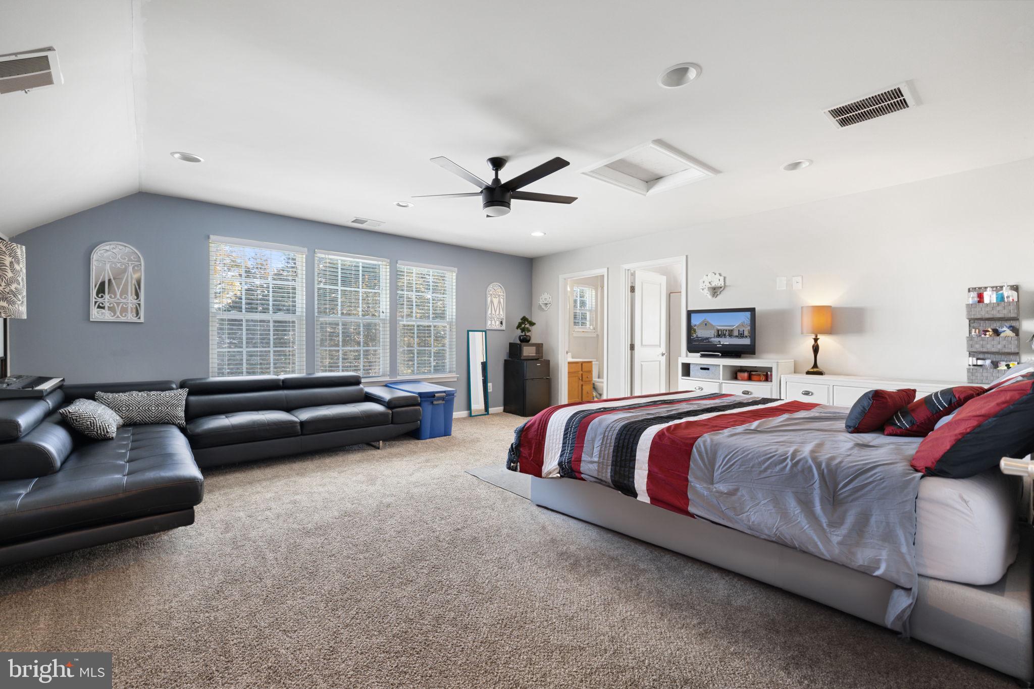 4 Kettlebrook COURT