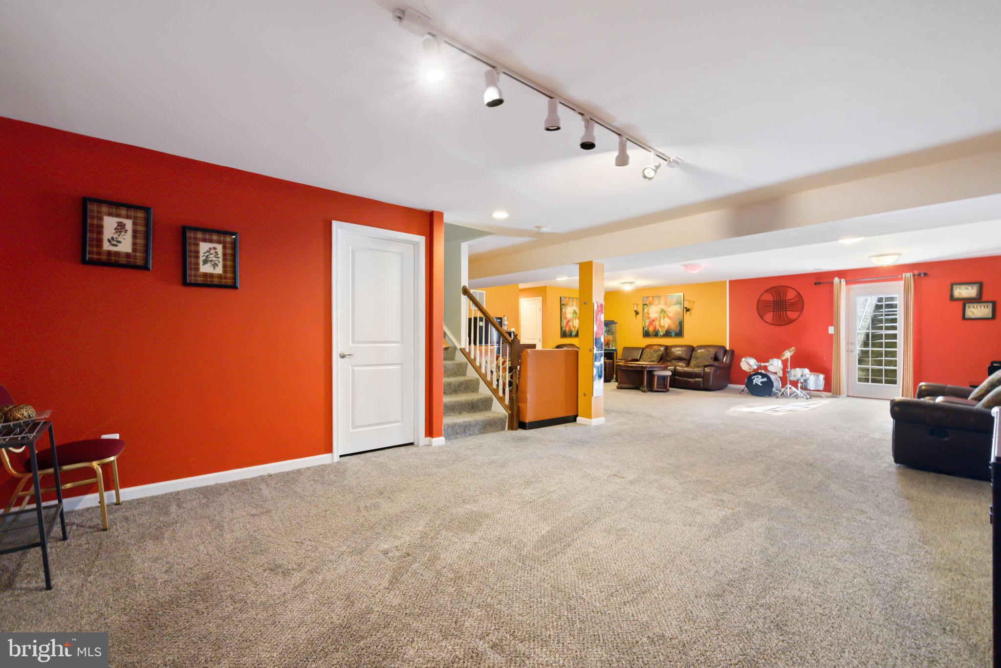 4 Kettlebrook COURT