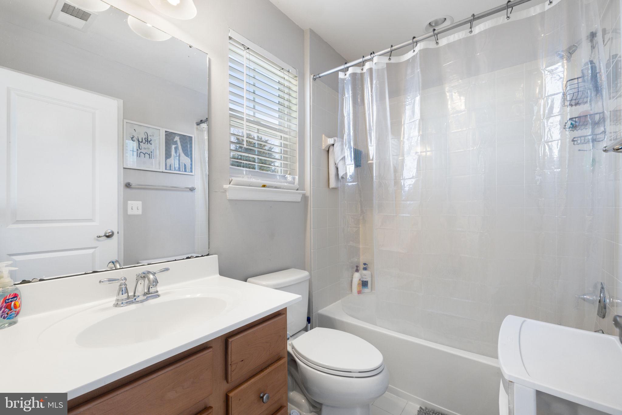 4 Kettlebrook COURT