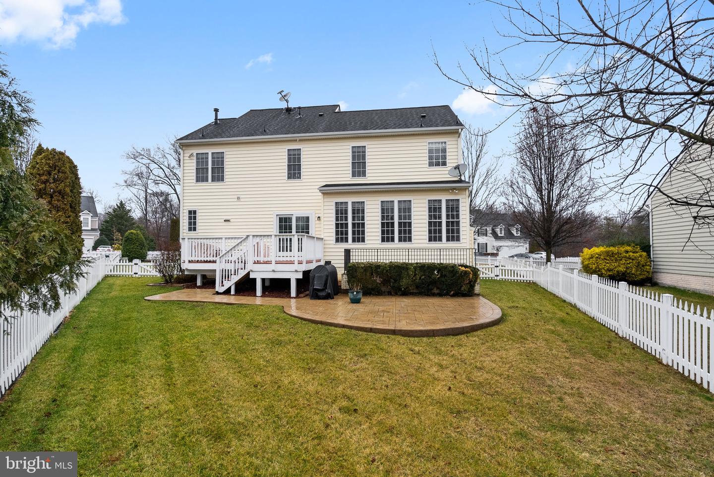 26 Pickett LANE