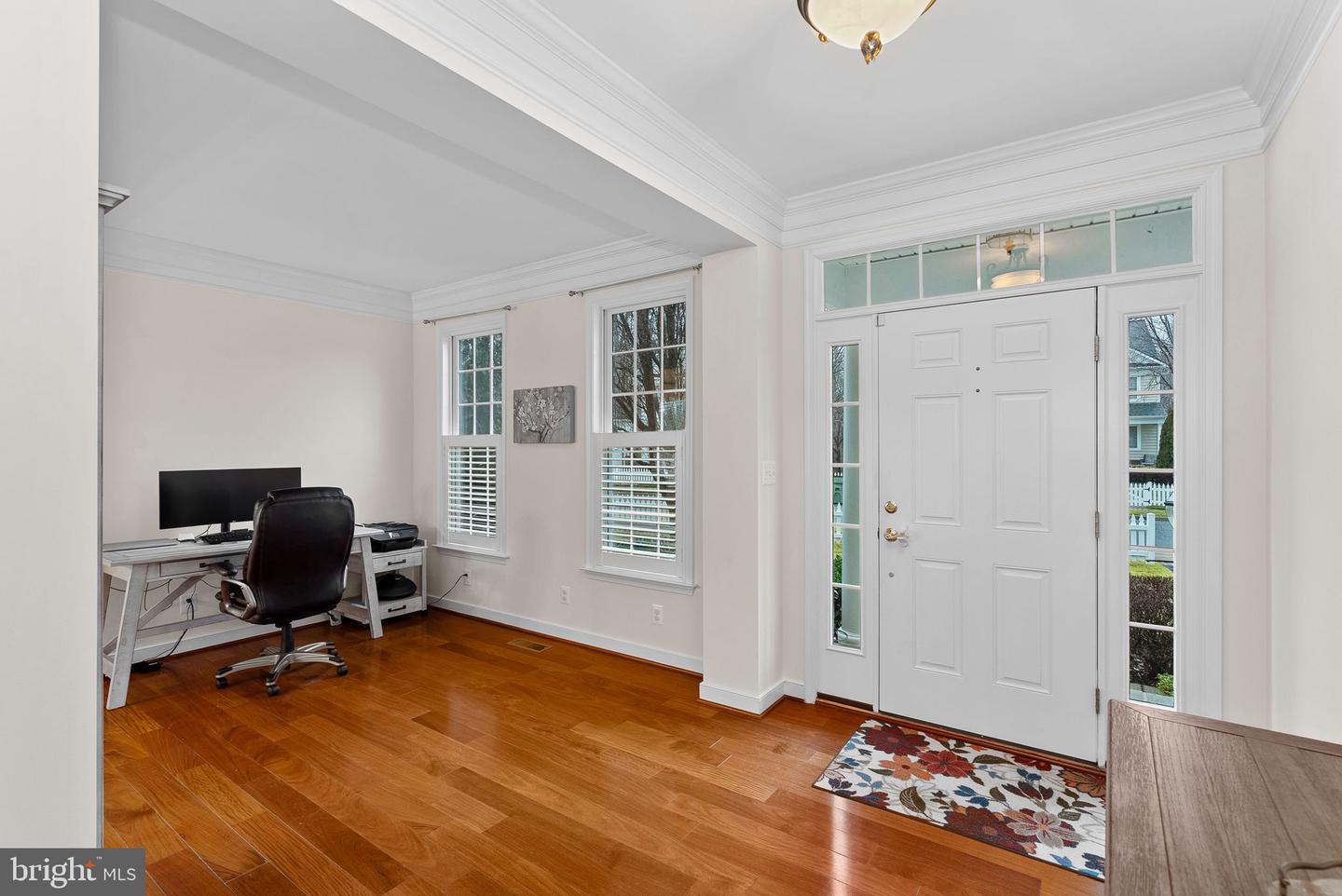 26 Pickett LANE