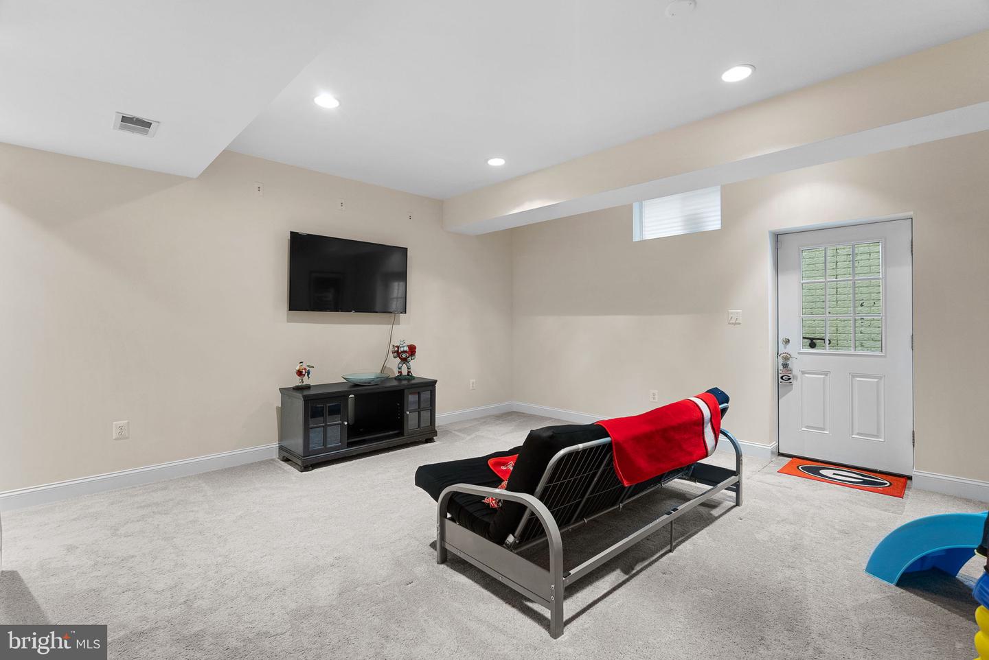 26 Pickett LANE