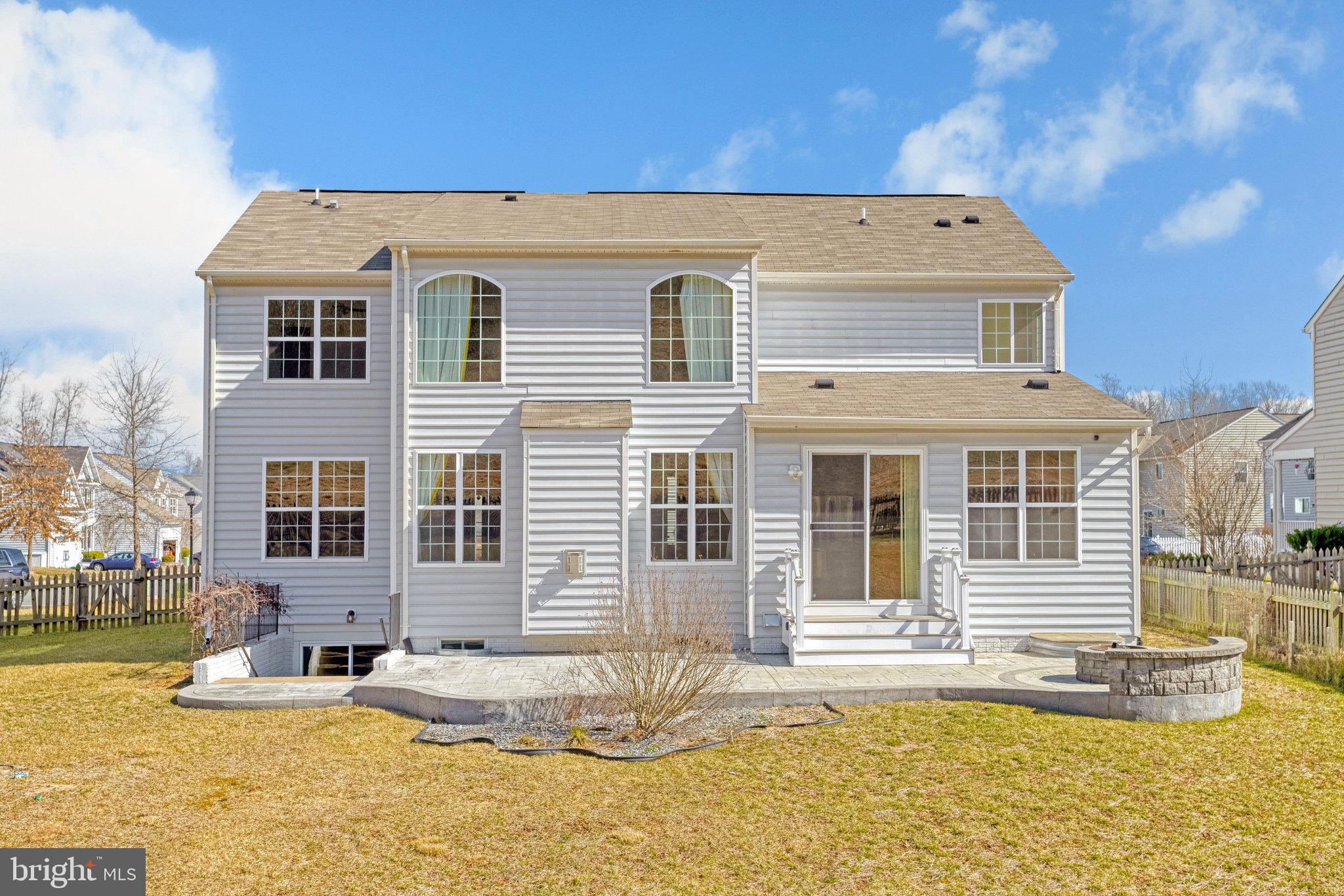 35 Woodford Dr