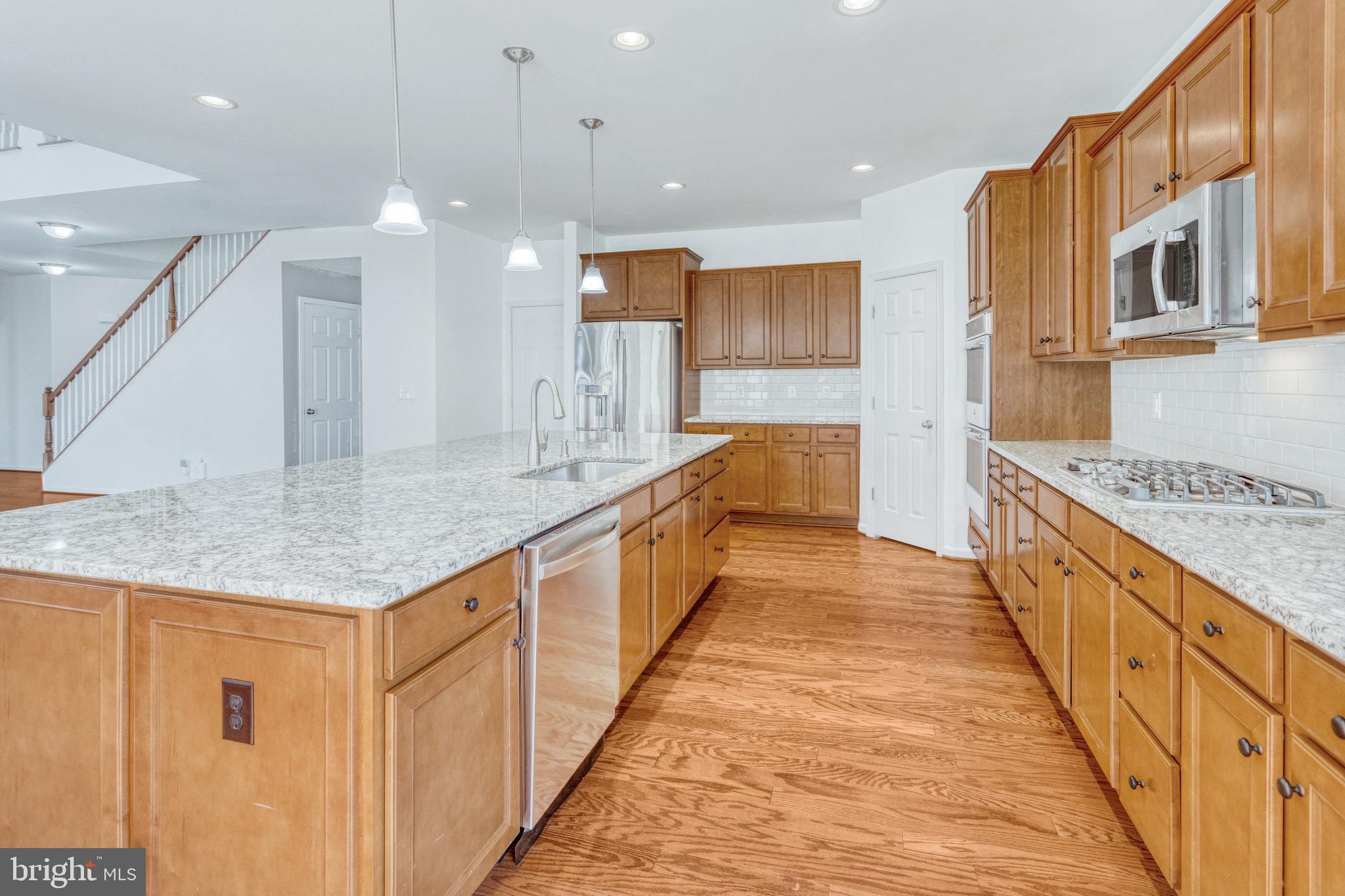 35 Woodford Dr