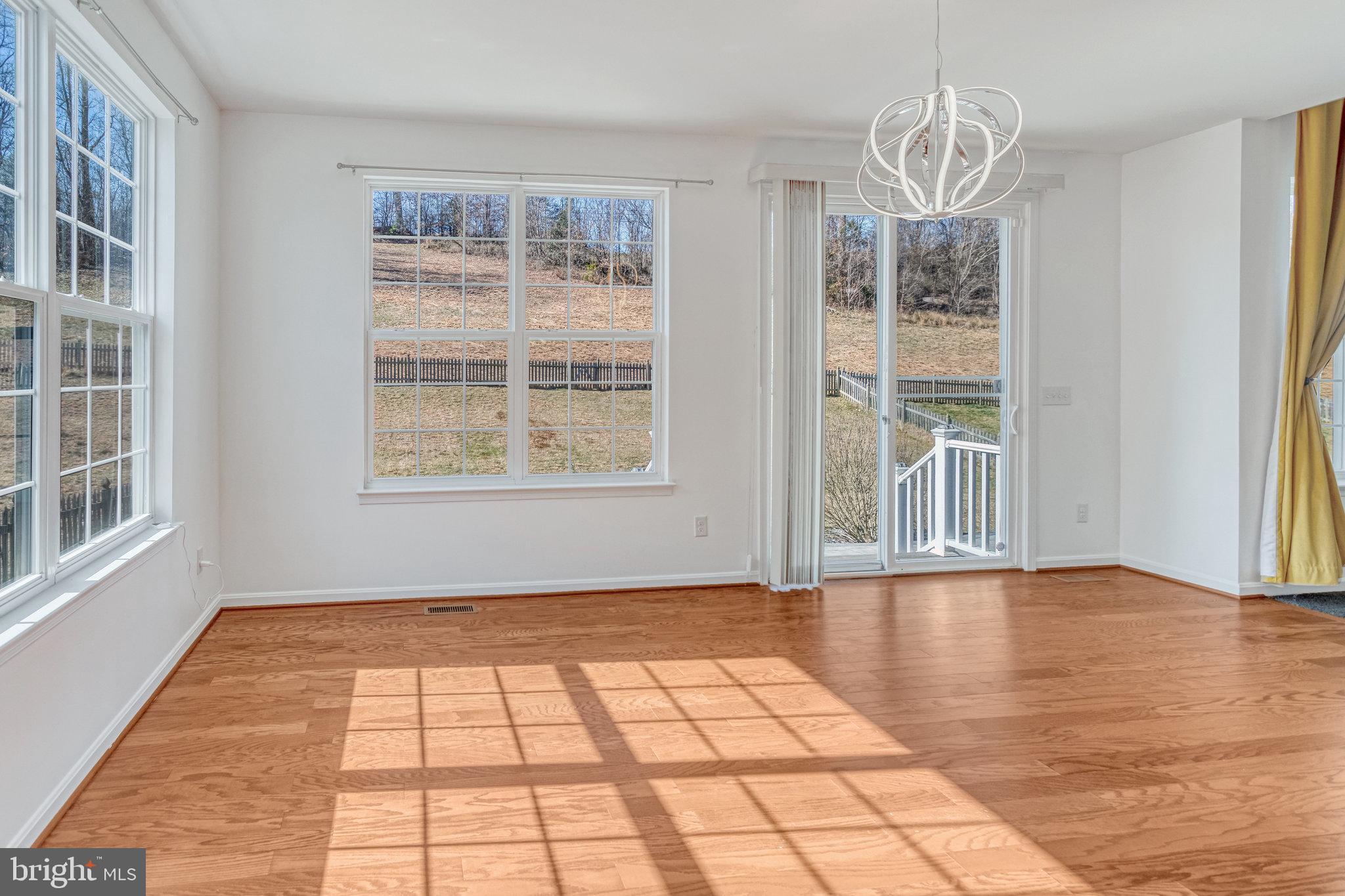 35 Woodford Dr