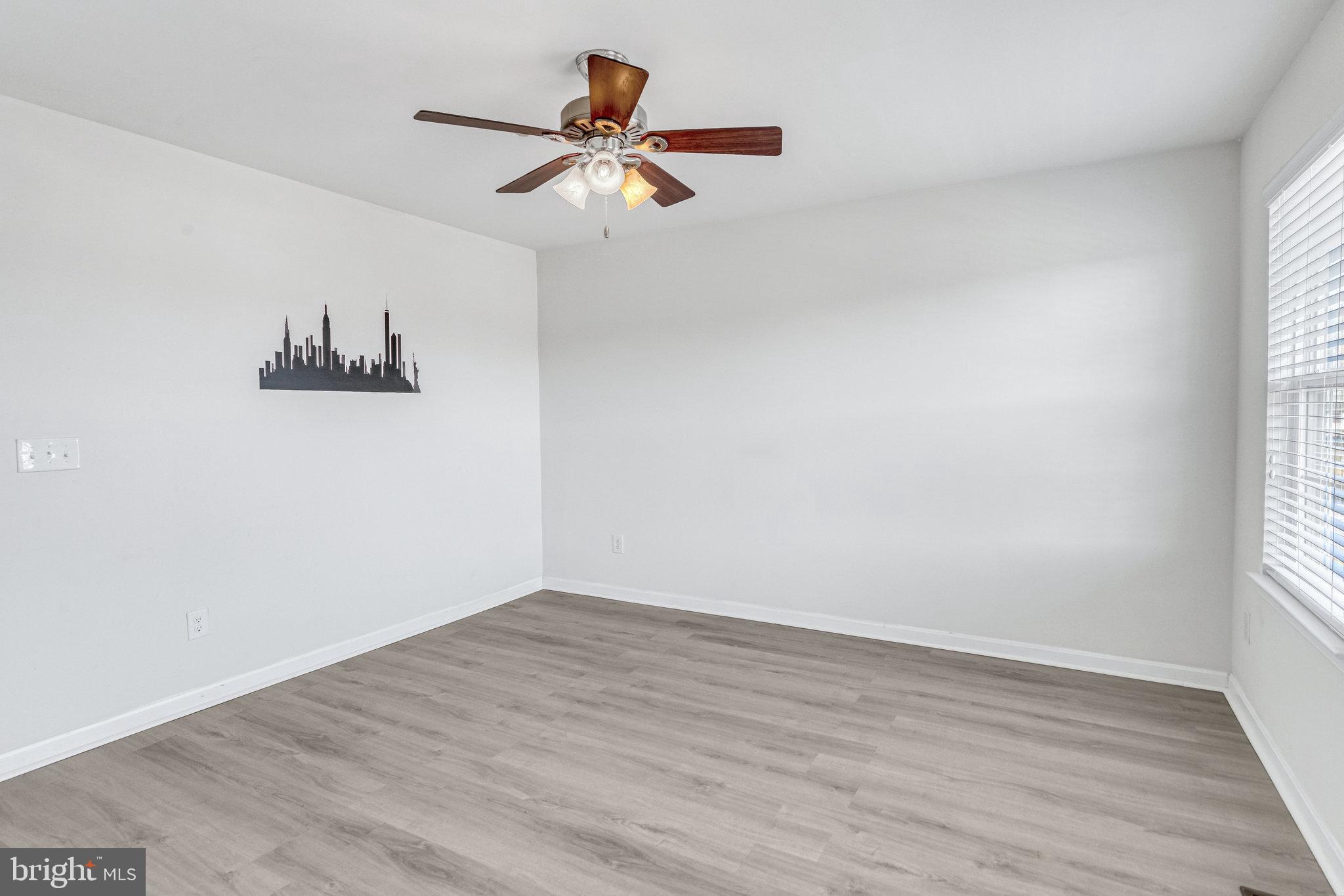 35 Woodford Dr