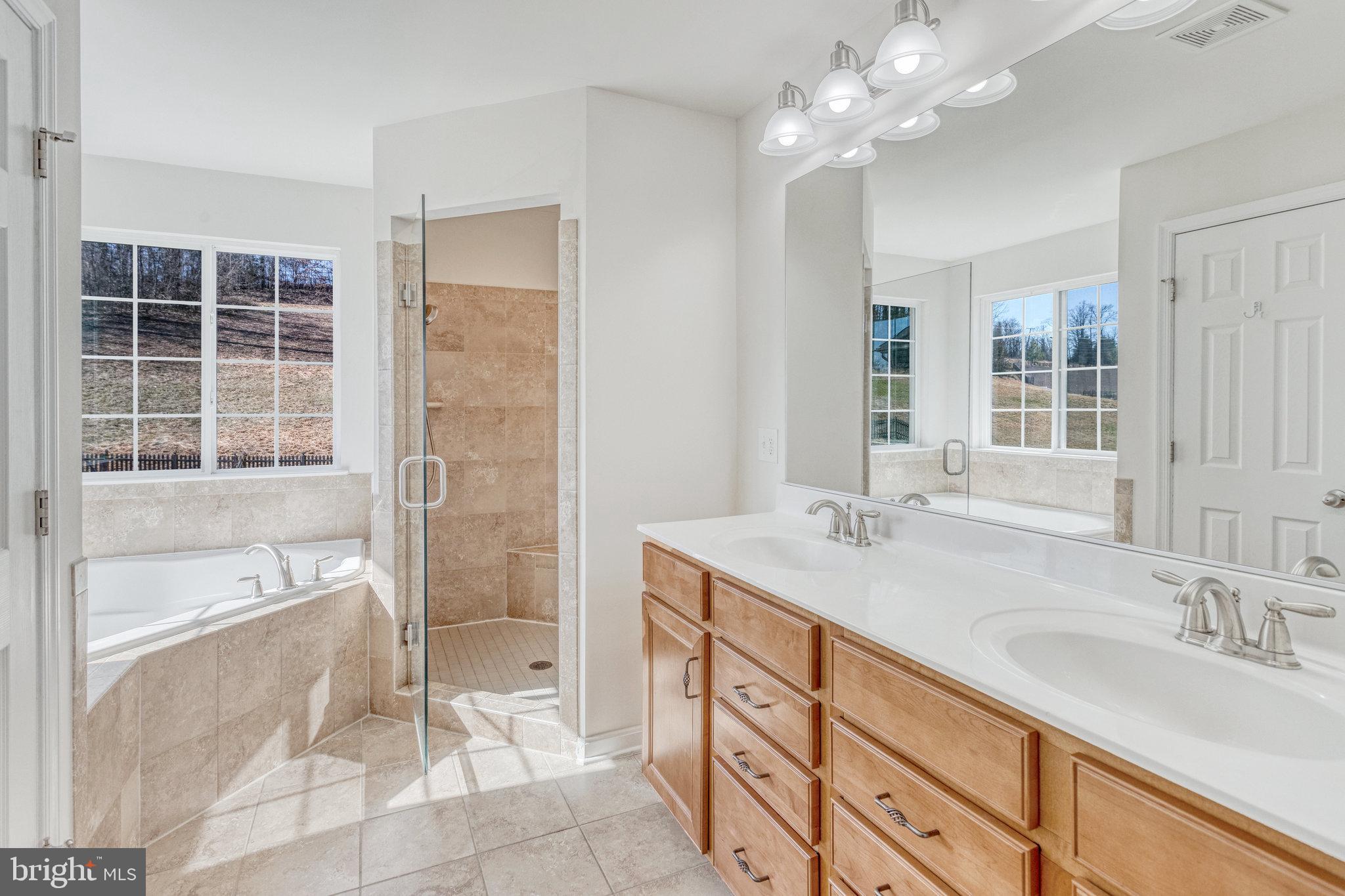 35 Woodford Dr