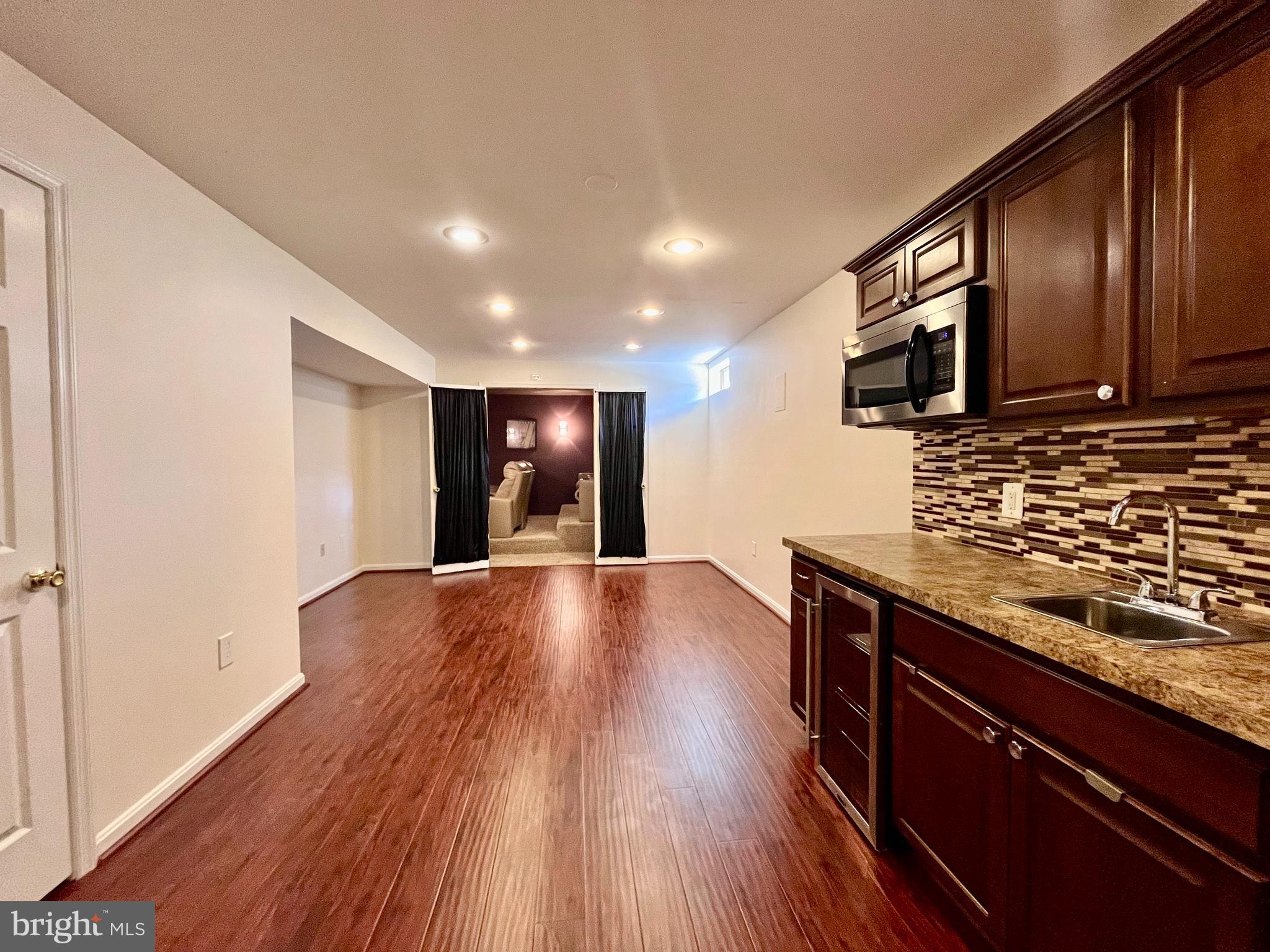 63 Cookson Dr
