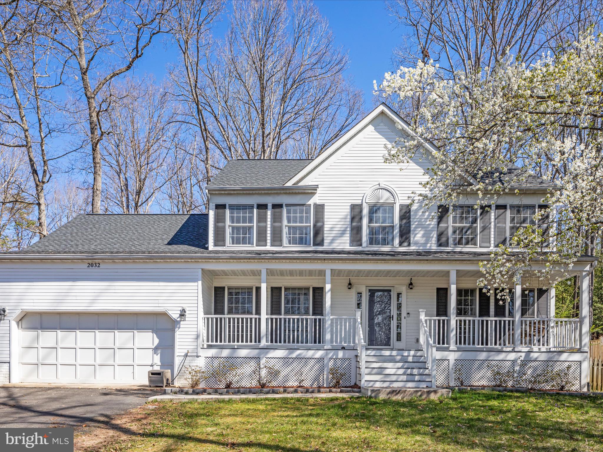 2032 Victoria Dr
