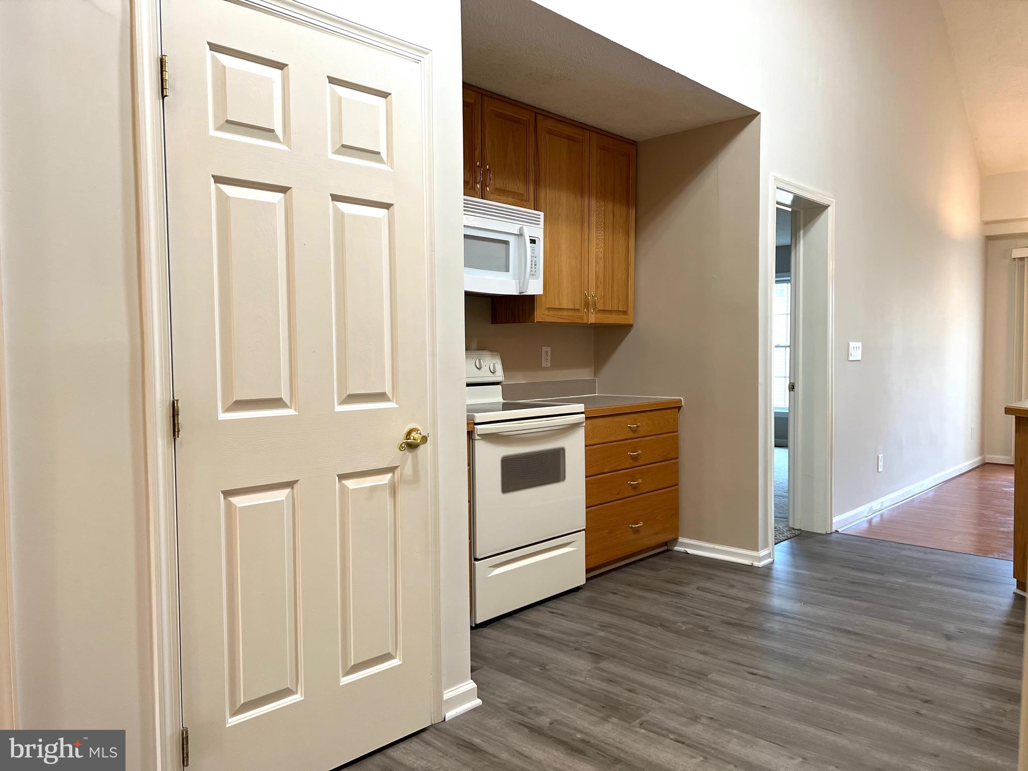 36 Hot Springs Way