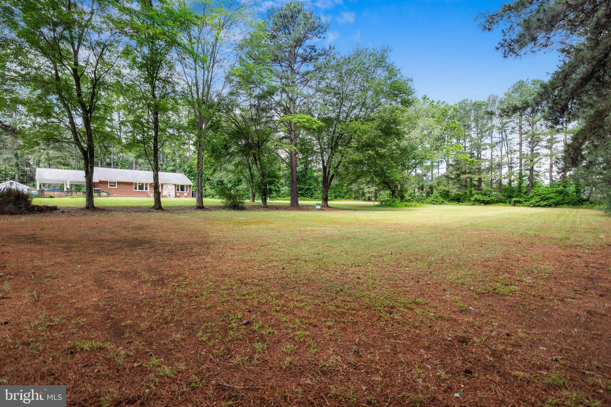 20 Seneca Ln