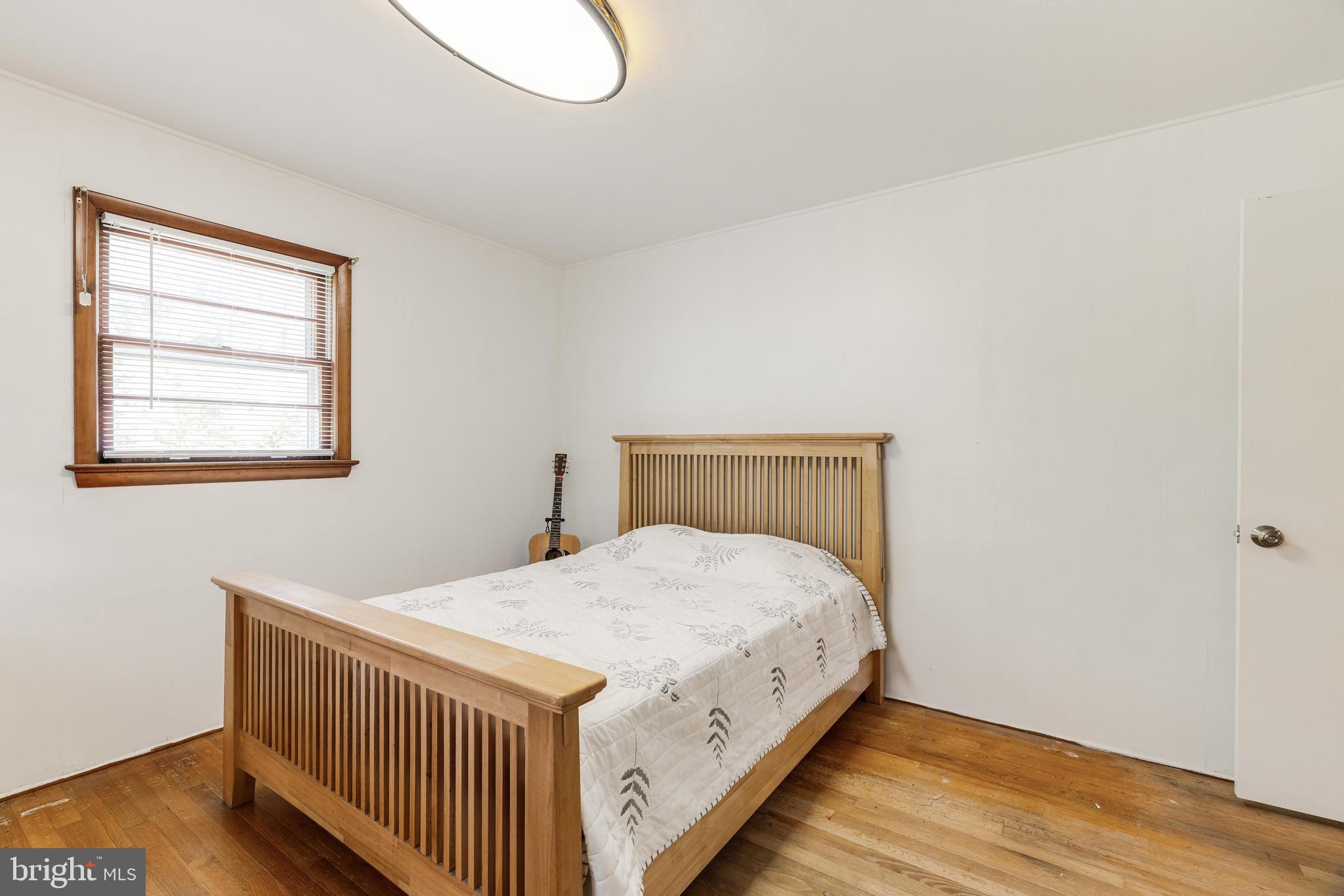 20 Seneca Ln